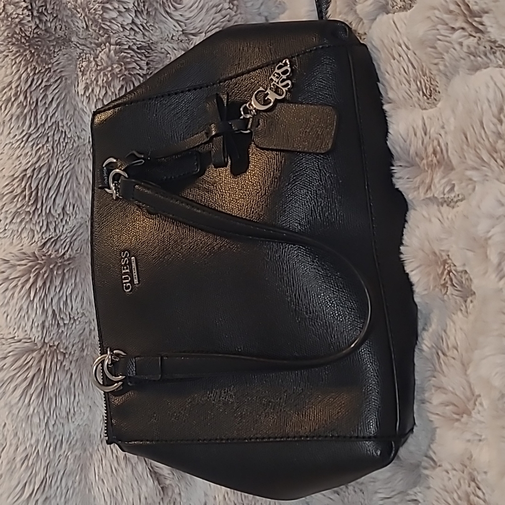 Black Guess purse with shoulder strap